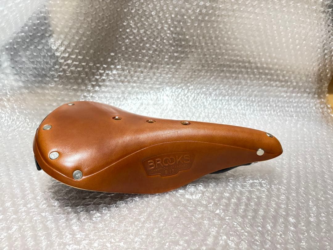 【新品未使用】BROOKS B17ハニー レザーサドル