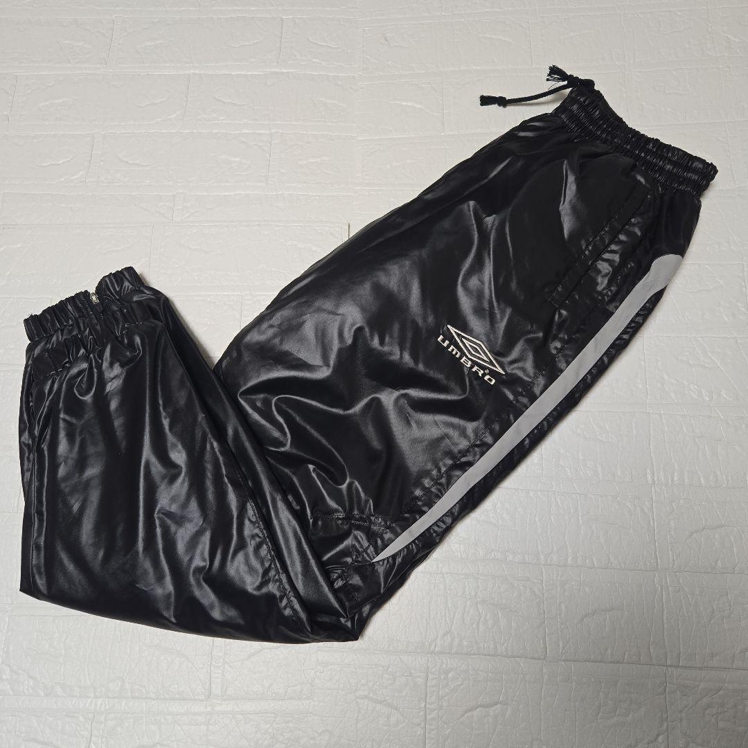 【極美品✨】アンブロ　umbro 厚手ピステセットアップ　160サイズ