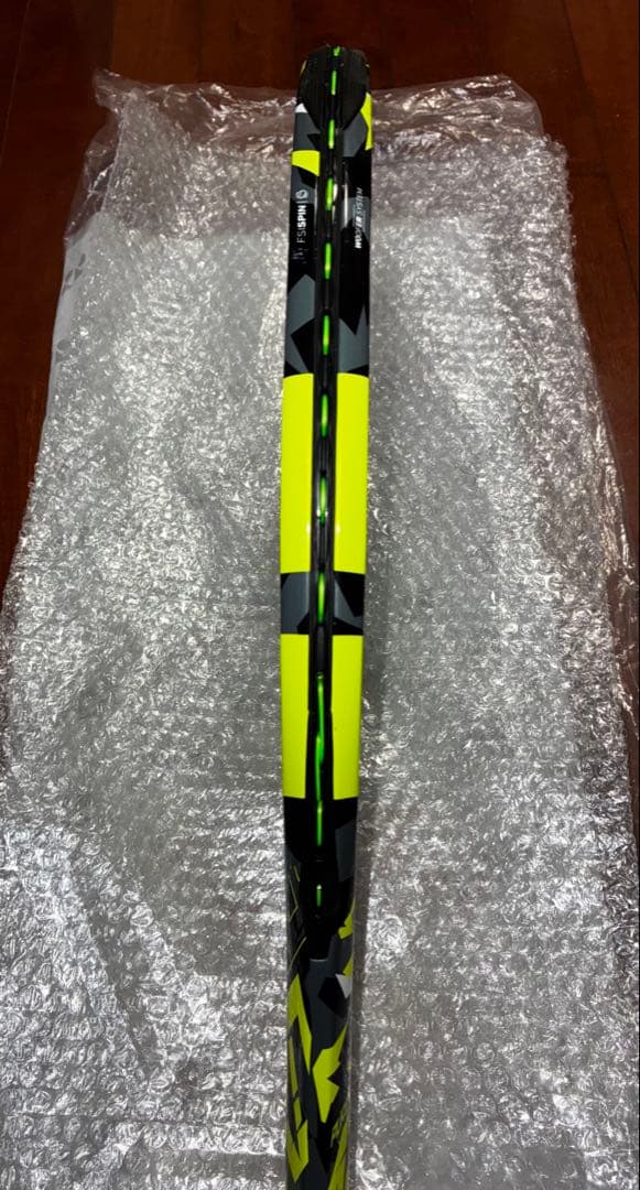 ピュアアエロ2022 PURE AERO バボラ BabolaT グリップ1