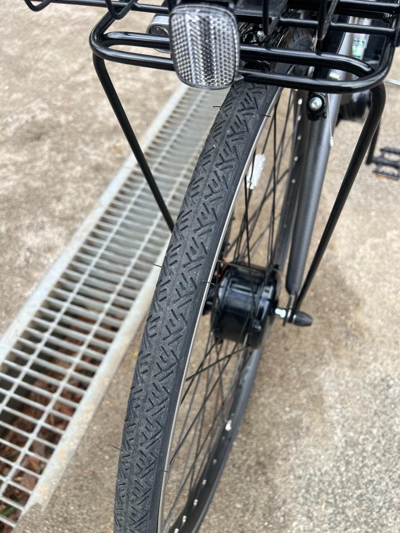 ブリヂストン　スポーツ電動アシスト自転車 　新品同様
