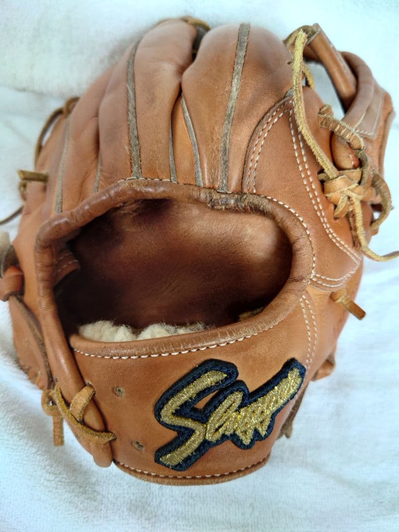 スラッガー　硬式内野手　グローブ