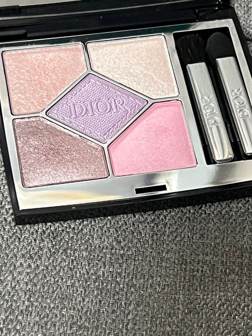 Dior アイシャドウパレット　サンククルール　スウィートブーケ　936