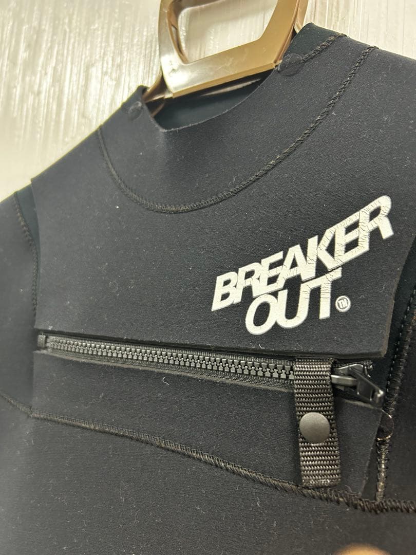 BREAKER OUT ブラックウェットスーツ 3mmシーガルXLサイズ