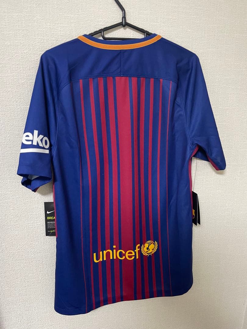 ウェア 2017-18 Barcelona  Shirt (S) NWT