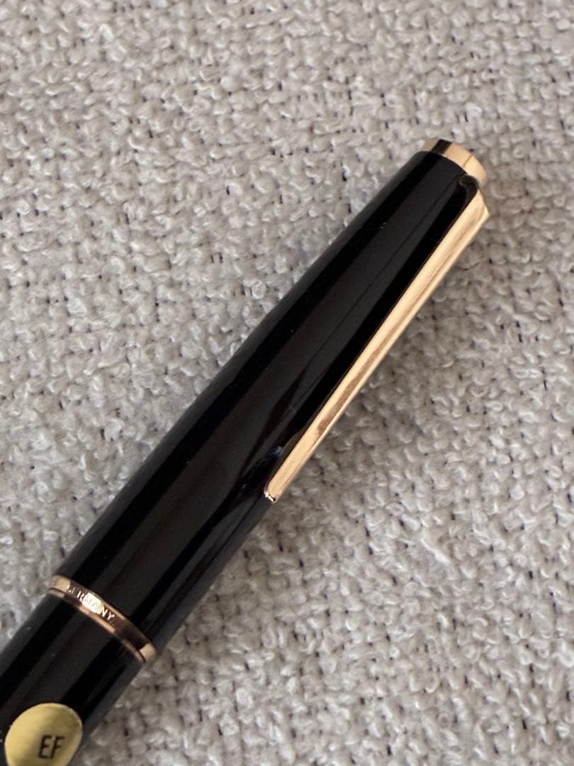◾️未使用◾️MONT BLANC モンブラン◾️320万年筆◾️14金ペン先◾️吸入式◾️
