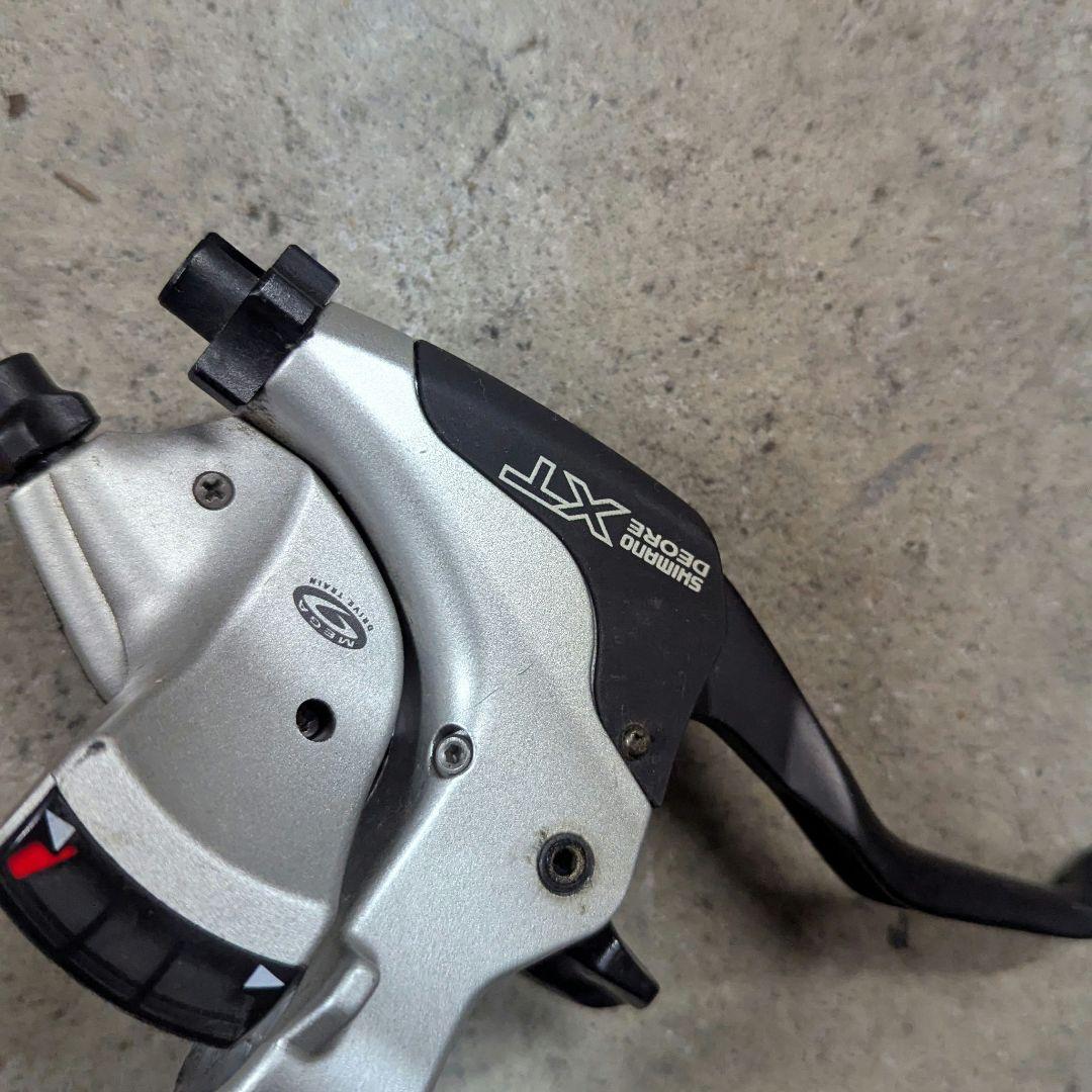 shimano DEORE XT シフターブレーキレバー 3×9 ST-M750