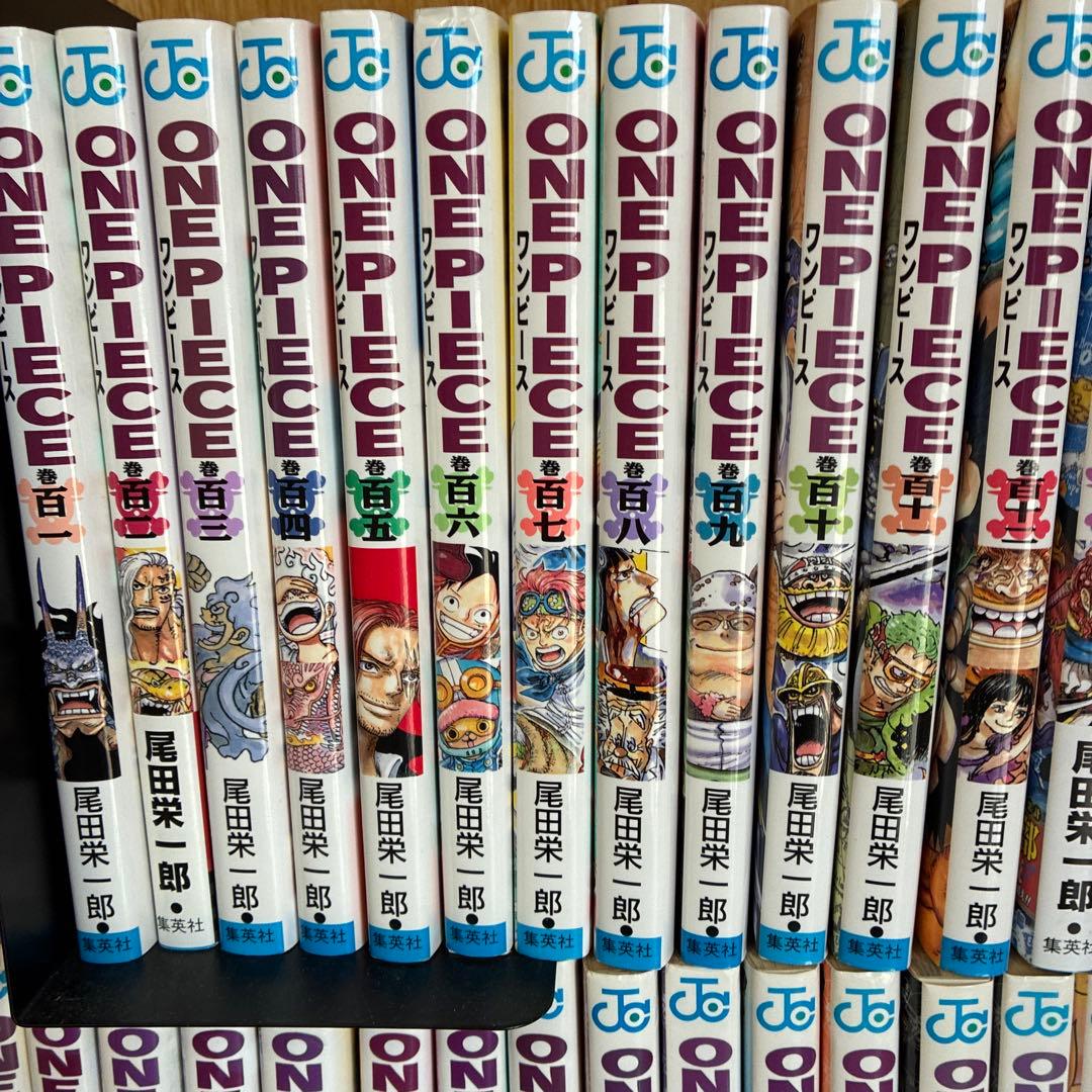 ONE PIECE 全巻セット １巻〜１１４巻＋関連本１０巻 （100巻以上初版