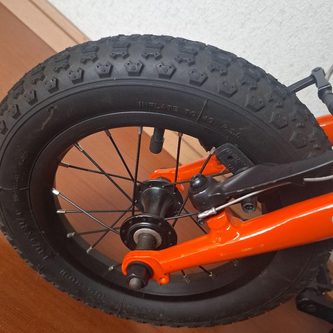 ヨツバサイクル　１２インチ　(匿名配送！配送料込価格！一部分解後の梱包←要確認)