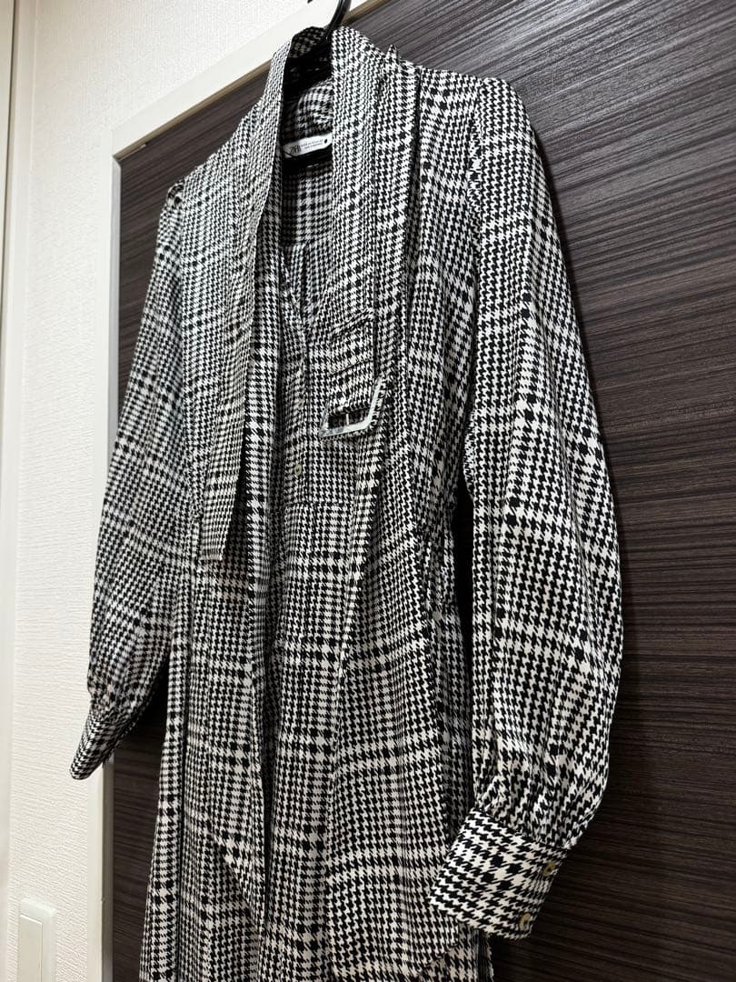 【極美品／希少】キャサリン妃着用★ZARA 千鳥 ボウタイプリーツ長袖ワンピース