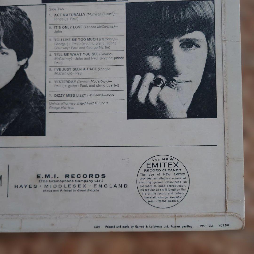 UK初回盤THE BEATLES HELP!