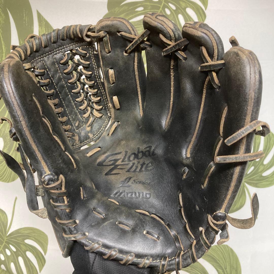 内野手用グローブ　硬式　グローバルエリート