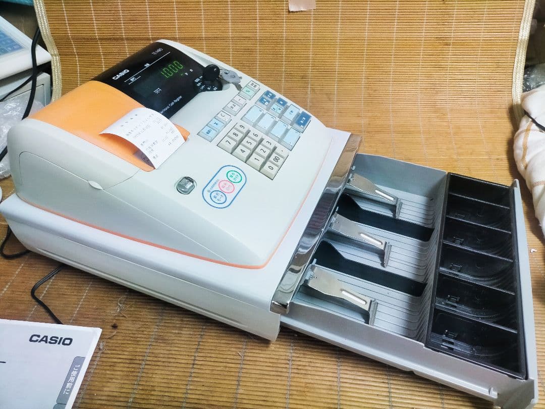 カシオレジスター　TE-M80　中古品　人気機種感熱紙　送料無料　401466