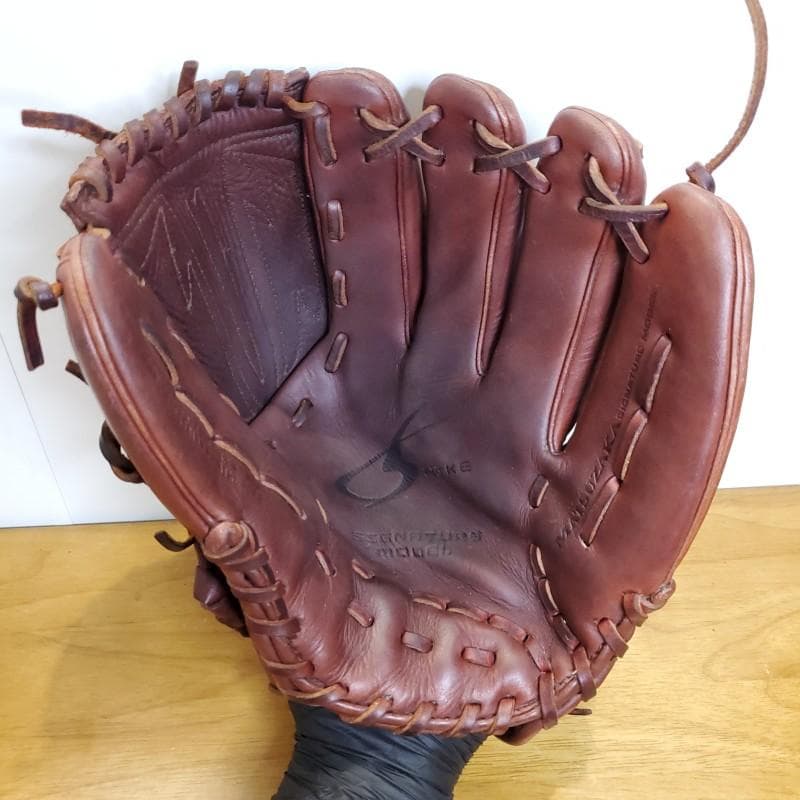 NIKE ナイキ 松坂大輔モデル 投手用 軟式グローブ