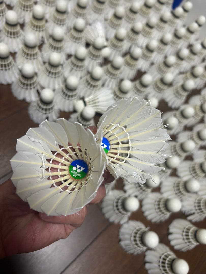 YONEX バドミントン中古シャトル　エアロセンサー600 260球　ヨネックス
