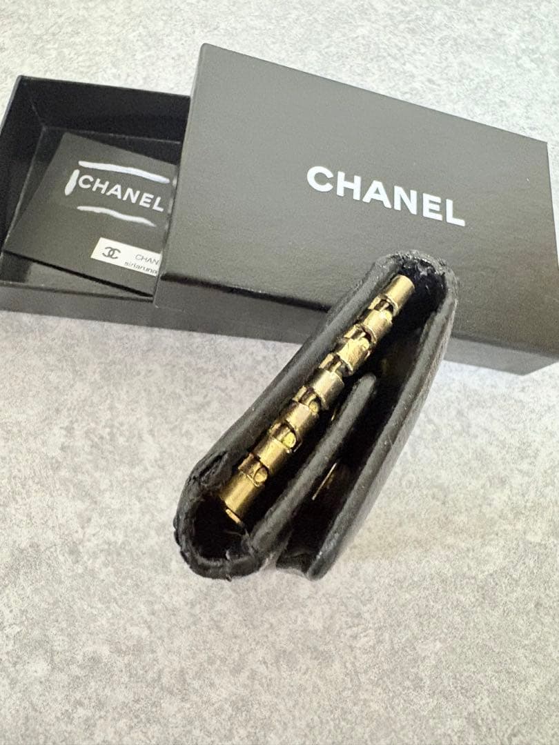 t*o様 (正規品)CHANEL ブラック 本革レザー 6連キーケース