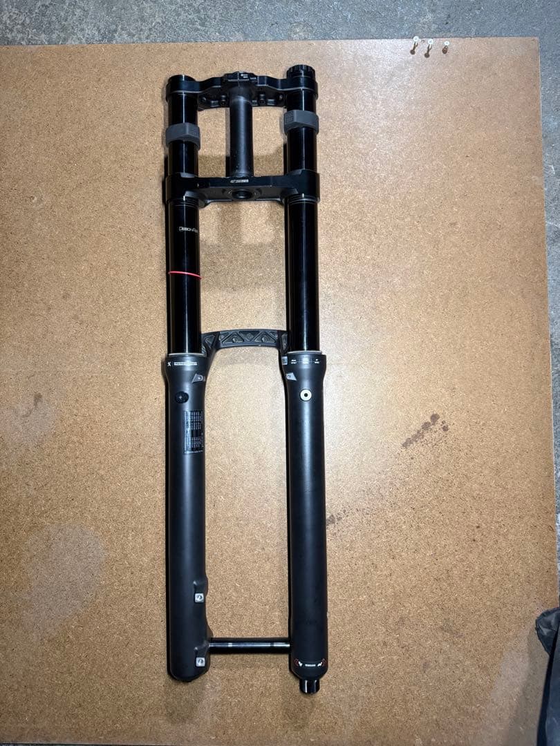 パーツ RockShox BoXXer 29 180mm