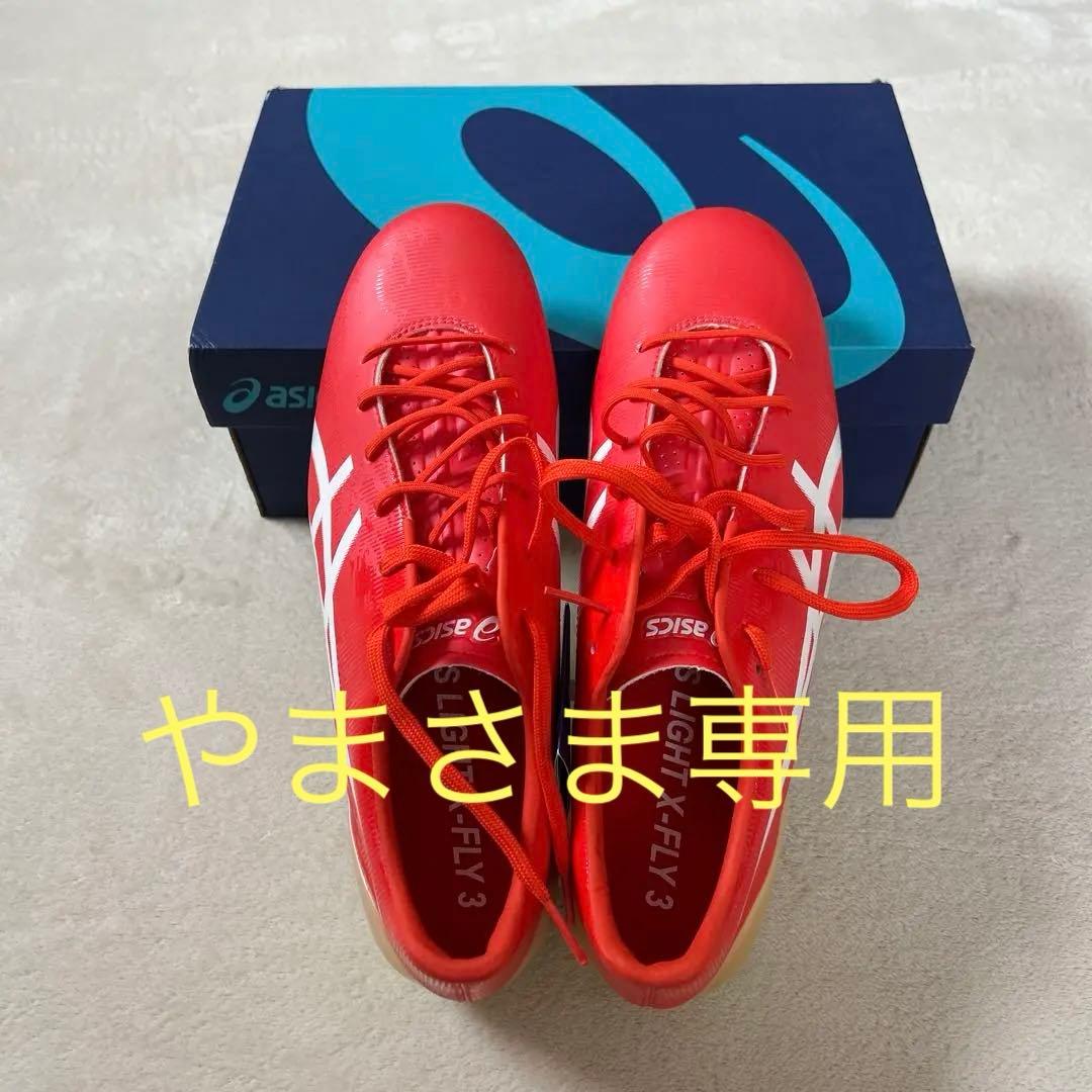 asics サッカー用スパイクシューズ