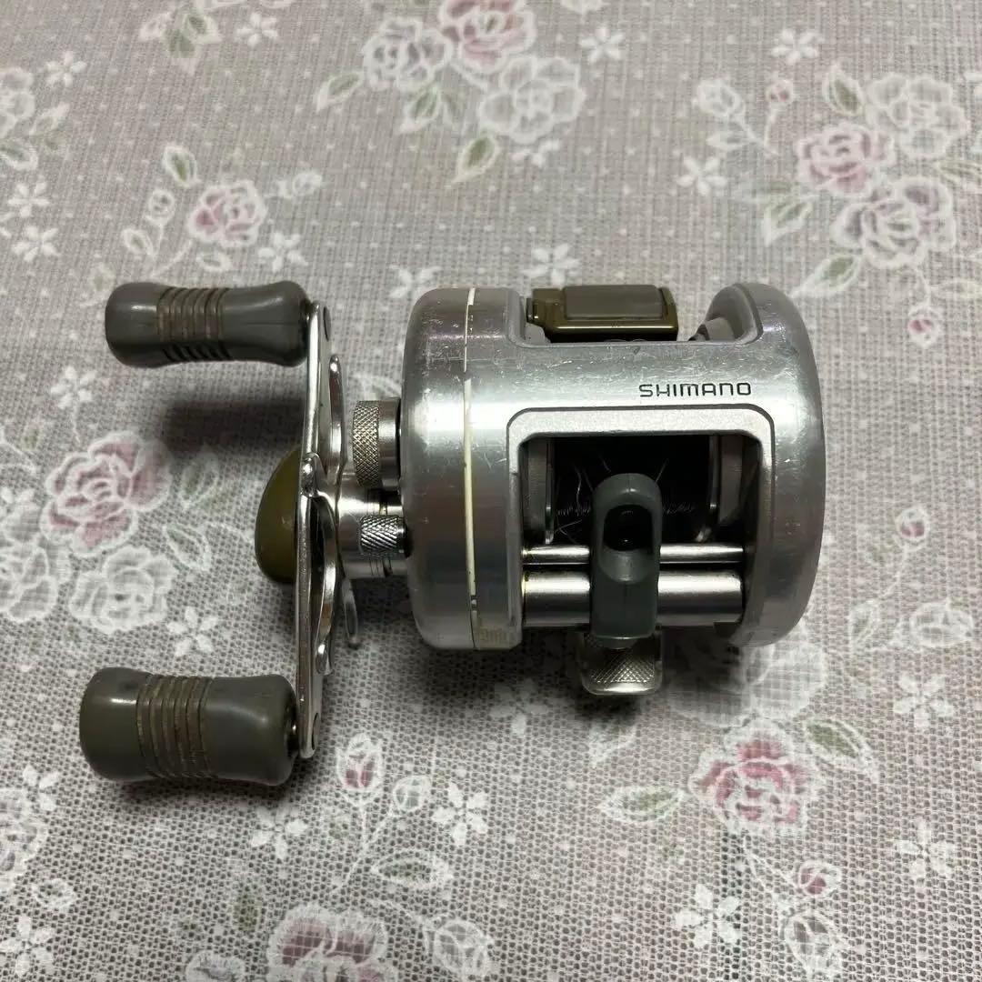 値下げ　シマノ SHIMANO 初代 92 カルカッタ 100 日本製