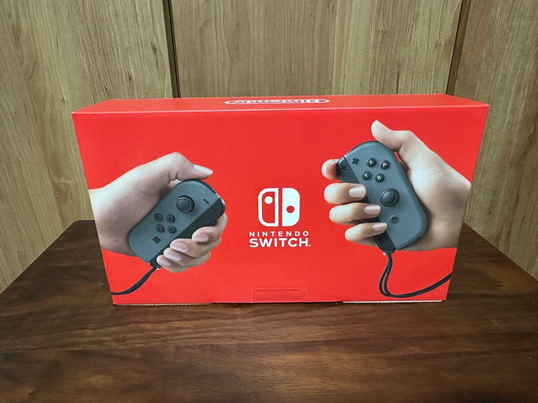 【美品】Nintendo Switchグレー 完品 おまけ付き