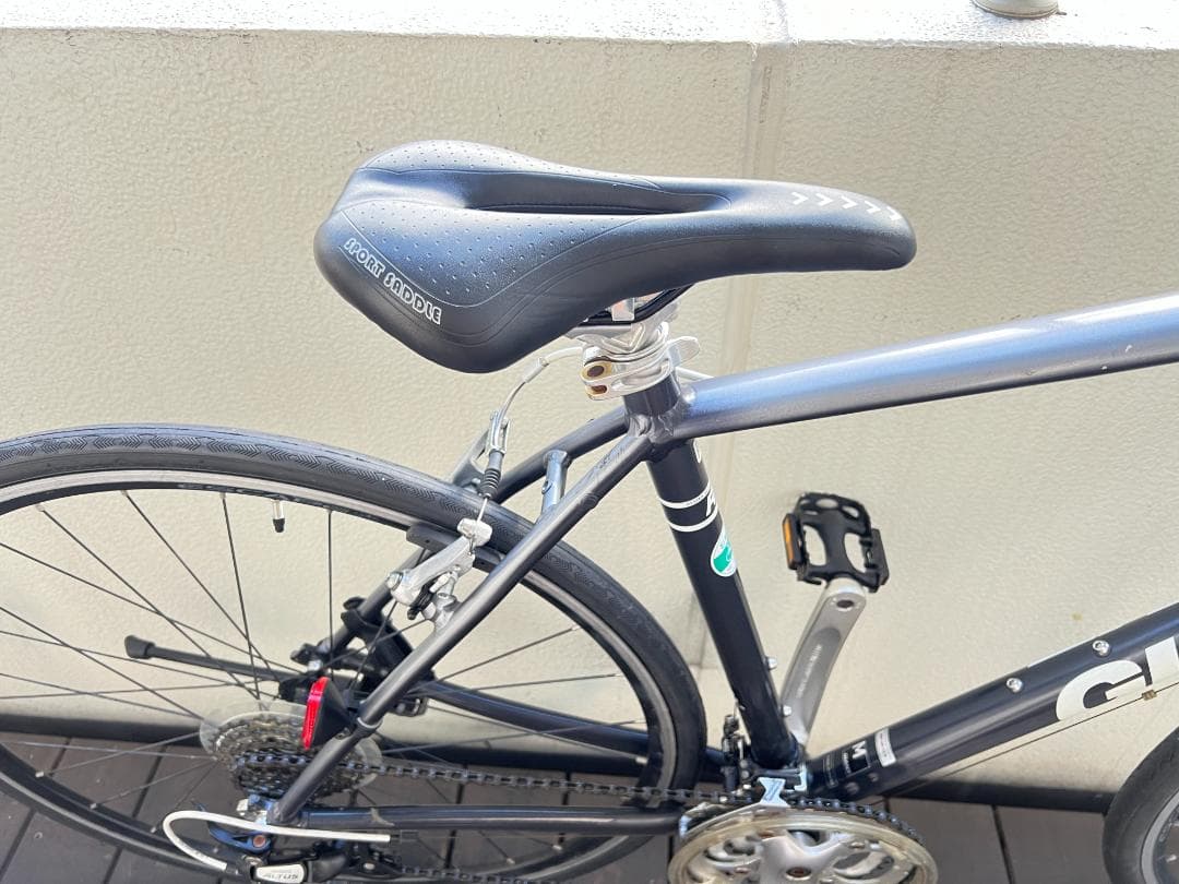 GIANT ESCAPE R3 クロスバイク　シマノ外装２４段変速　引取専用