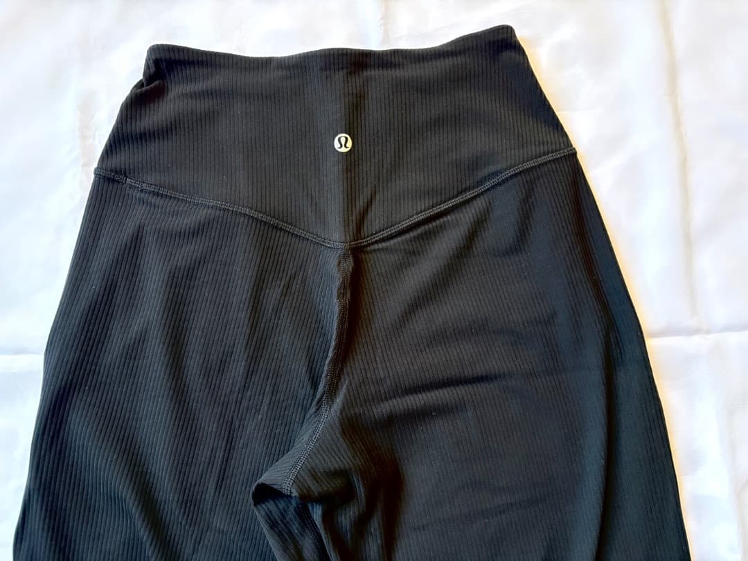 未使用に近い18800円 ルルレモン Align リブ ワイドレッグパンツ S