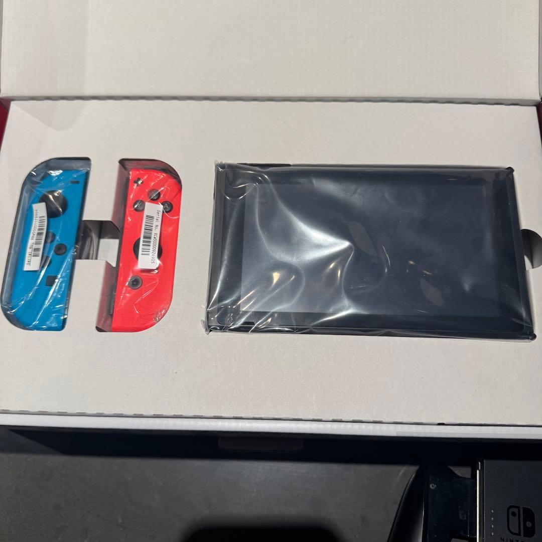 Nintendo Switch 本体 赤/青 スイッチ