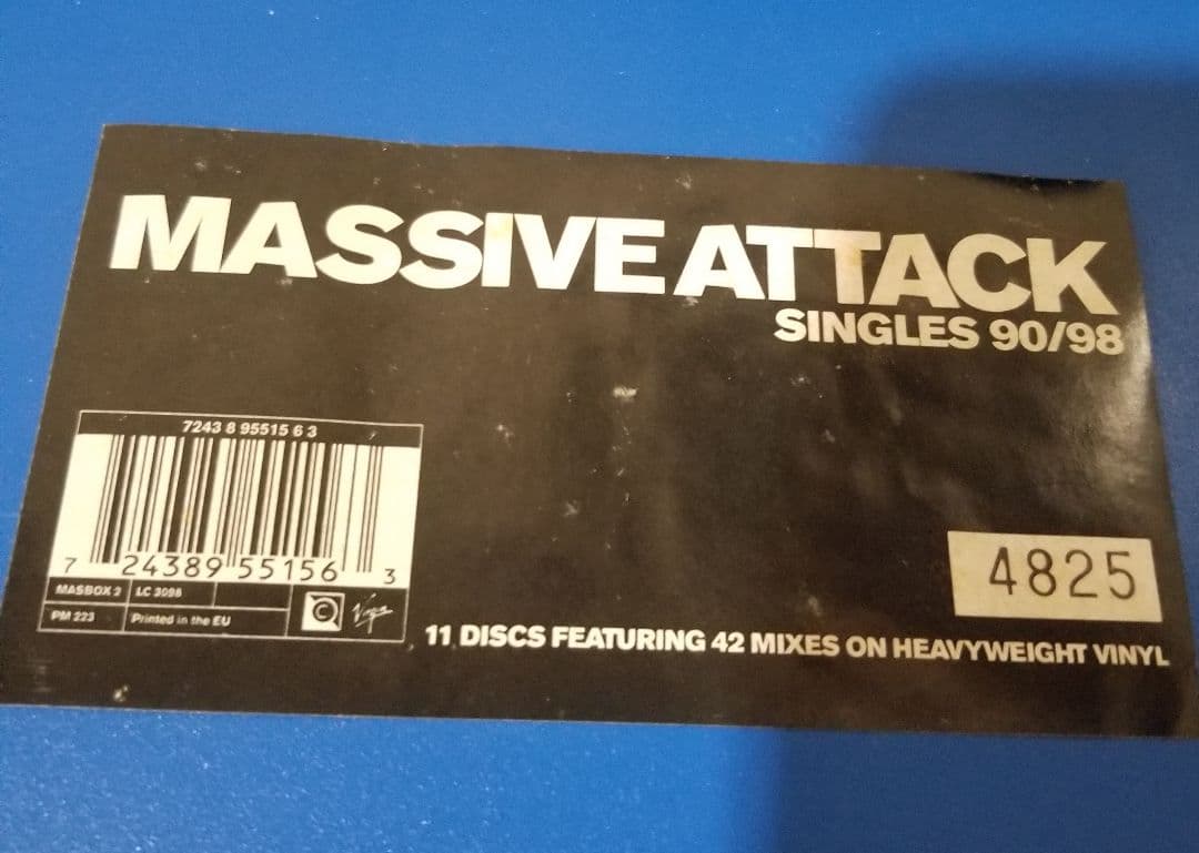 Massive Attack Singles 90/98 　マッシブアタック