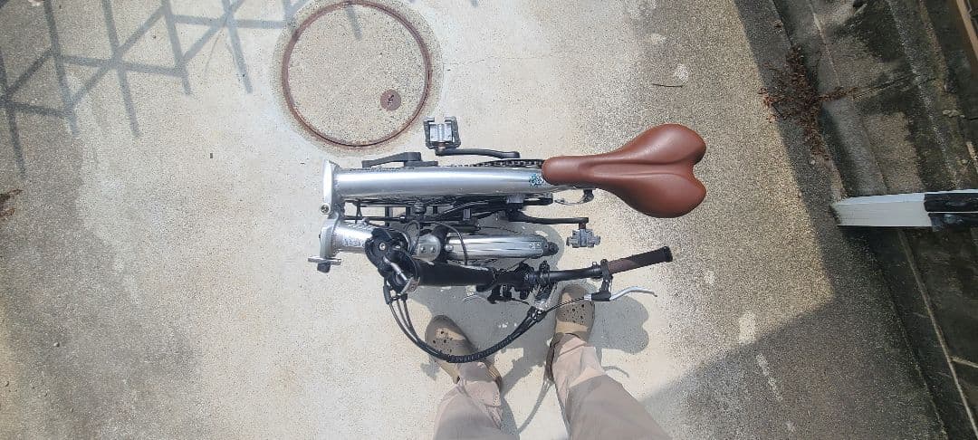 W*h様 ハリークイーン 折りたたみ式 自転車 ジャンク品