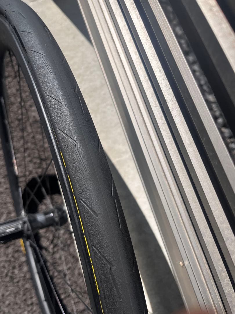 Bontrager Aeolus Pro 37 TLR ディスクロードホイール