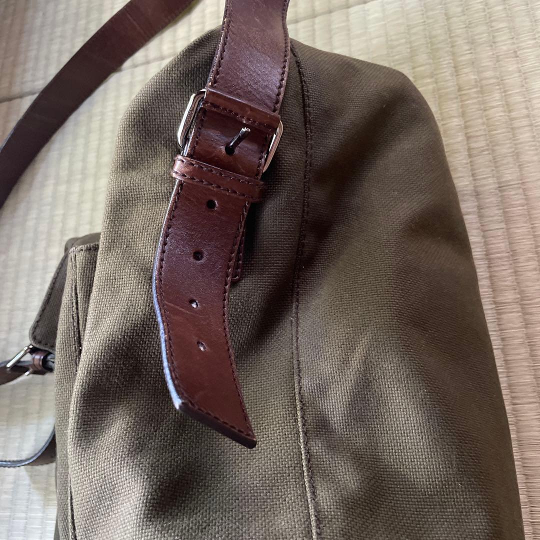 GUCCI グッチ限定　肩掛けバックキャンバス×レザー カーキ