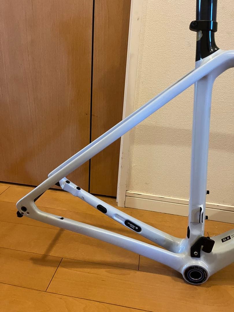 TREK Emonda sl6 2024年モデルフレームセット ディスクブレーキ