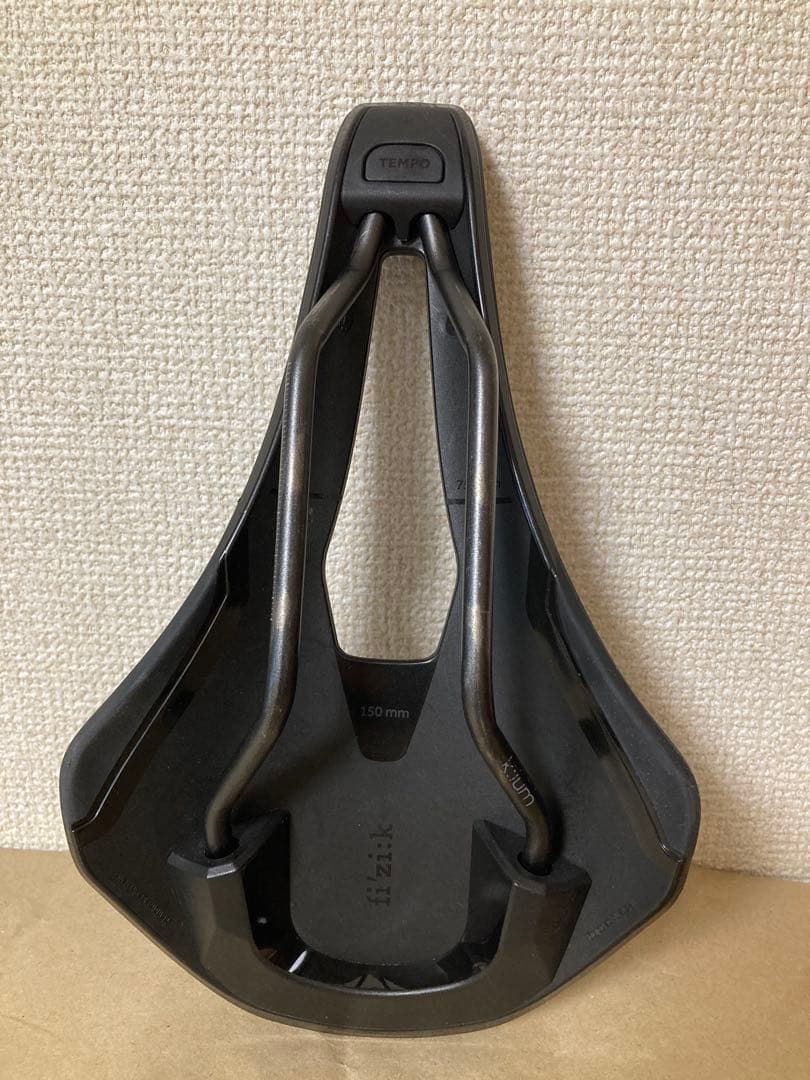 フィジーク fizik TEMPO ARGO R3 150mm kiumレール