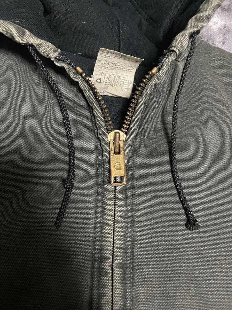 【USA製】Carhartt アクティブジャケット　J58MOS モスグリーン