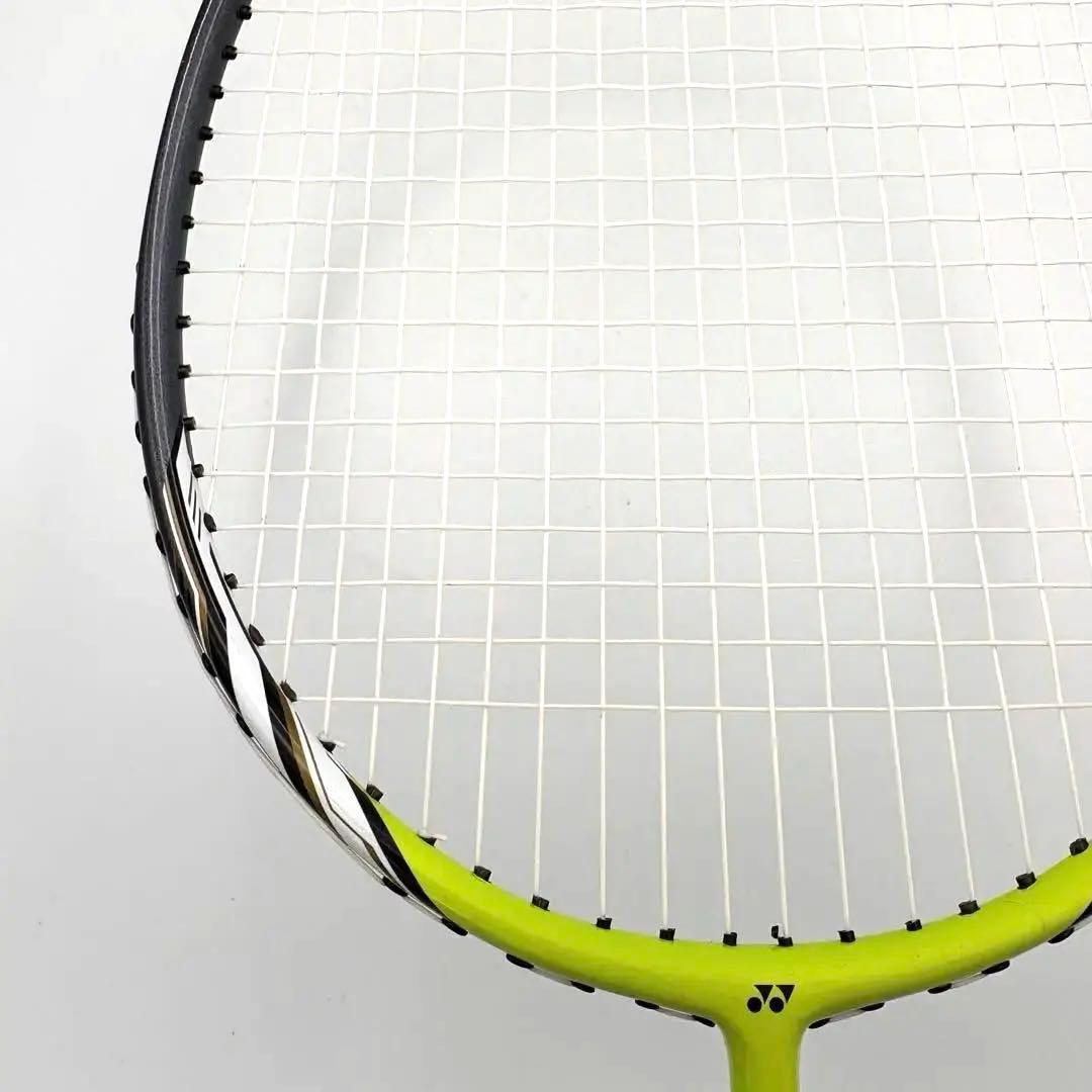 美品　ヨネックス　ナノスピード77　バトミントン ラケット　YONEX