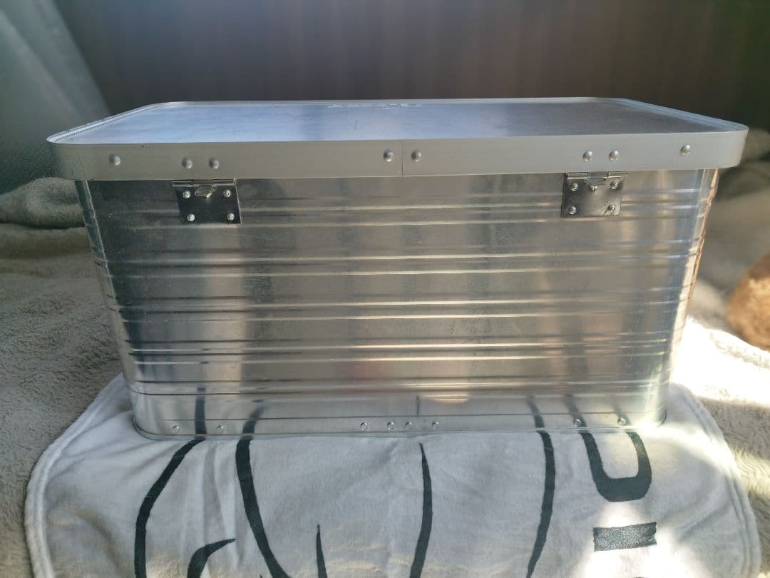 FIELD DOOR アルミコンテナボックス M 54L
