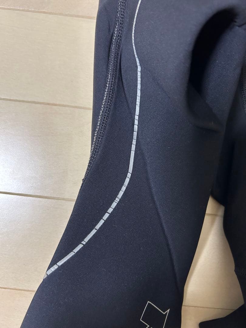 【新品未使用】RIP CURL リップカール　タッパー
