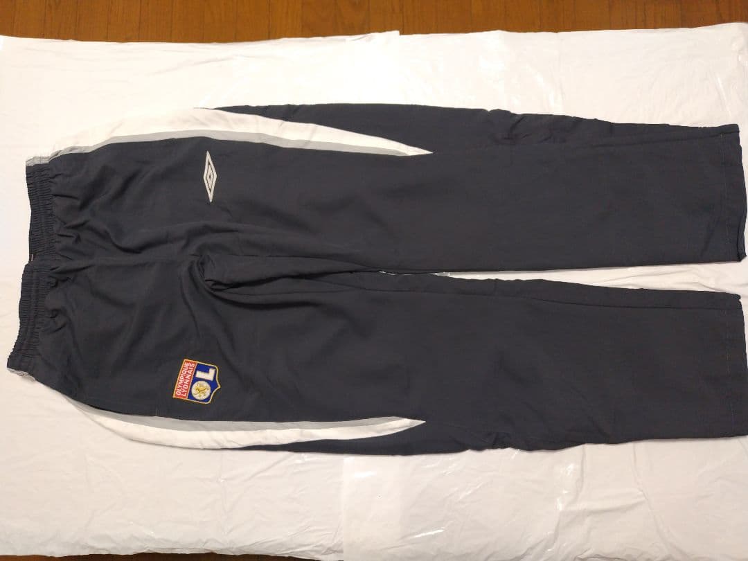 Umbro オリンピック・リヨン2007トラックスーツ Mサイズ 未使用品