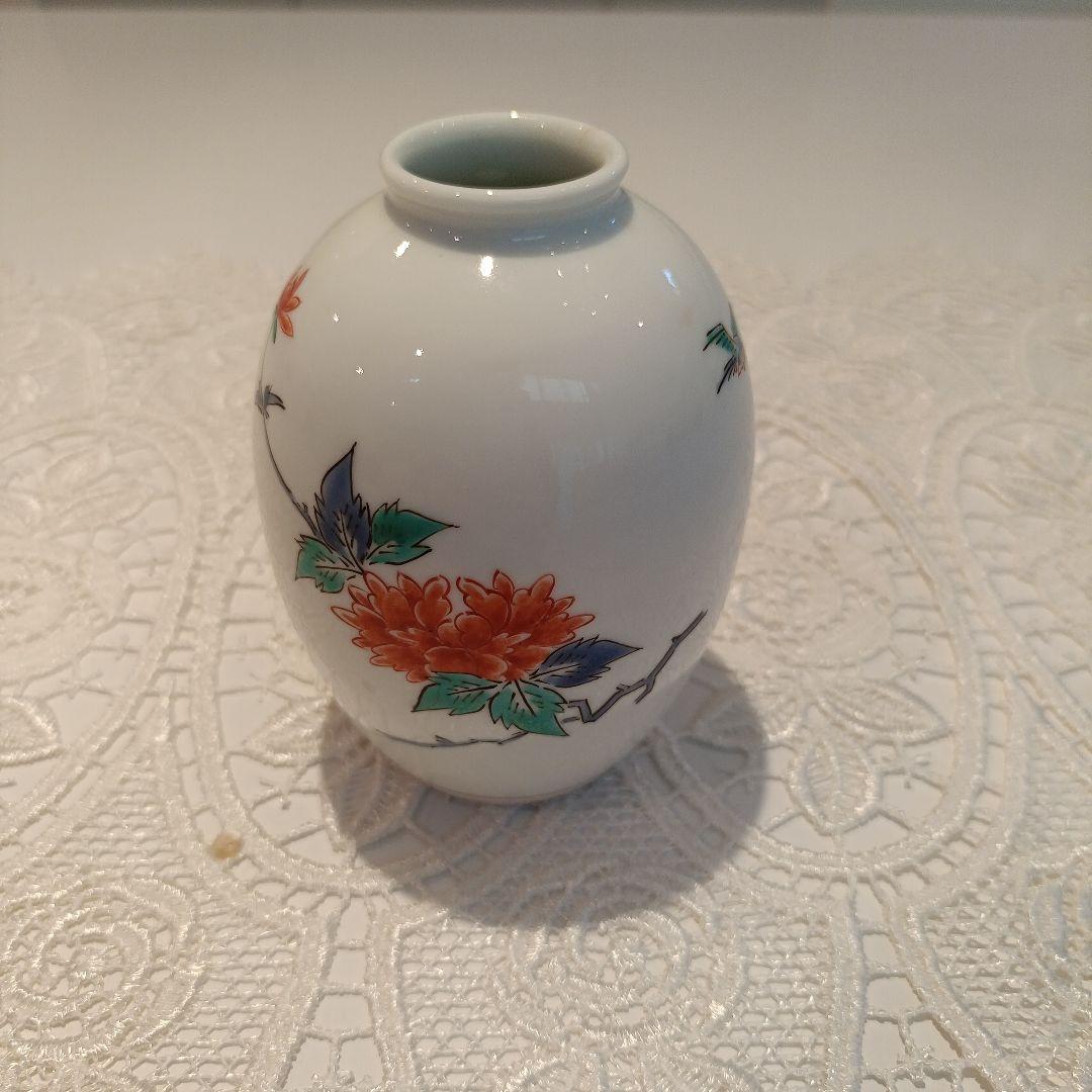美品酒井田柿右衛門花柄卵型花瓶