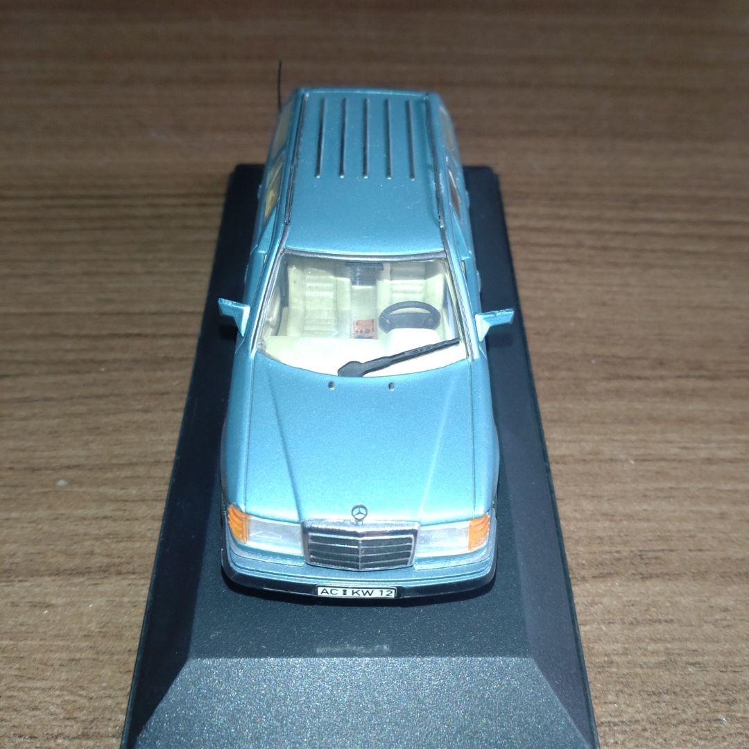 ミニチャンプスメルセデスベンツ W124 ステーションワゴン 1/43