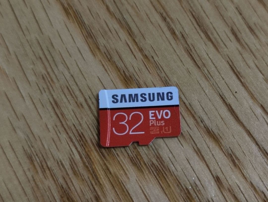 Nintendo Switch本体　MicroSD＆Joycon2本セット