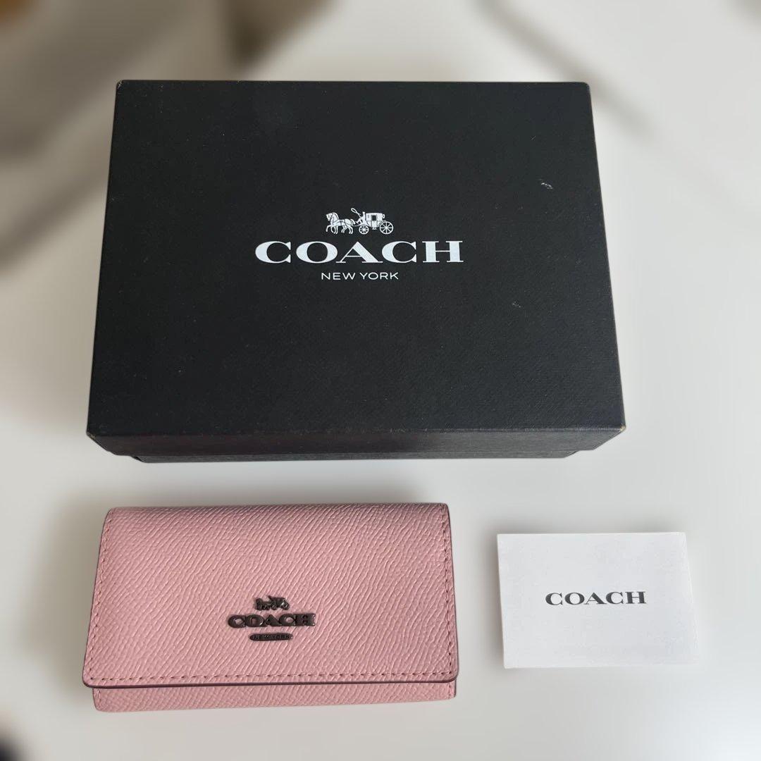 COACH ピンクレザー キーケース