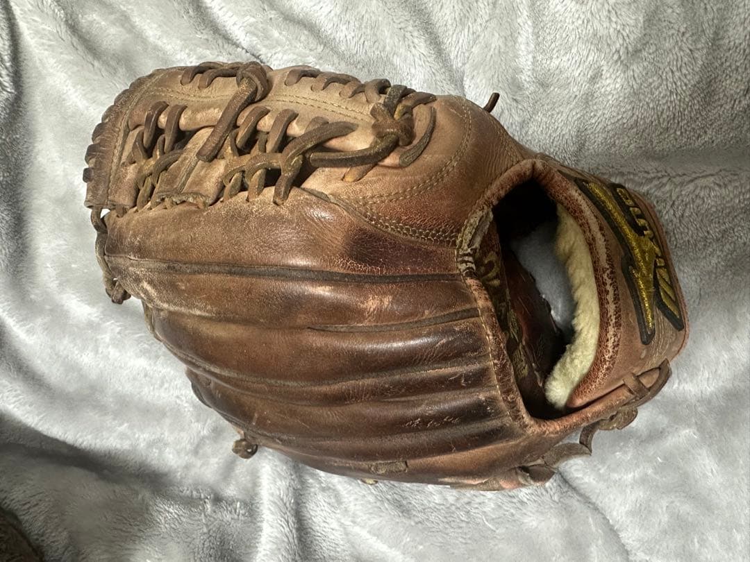 Mizuno 硬式グローブ
