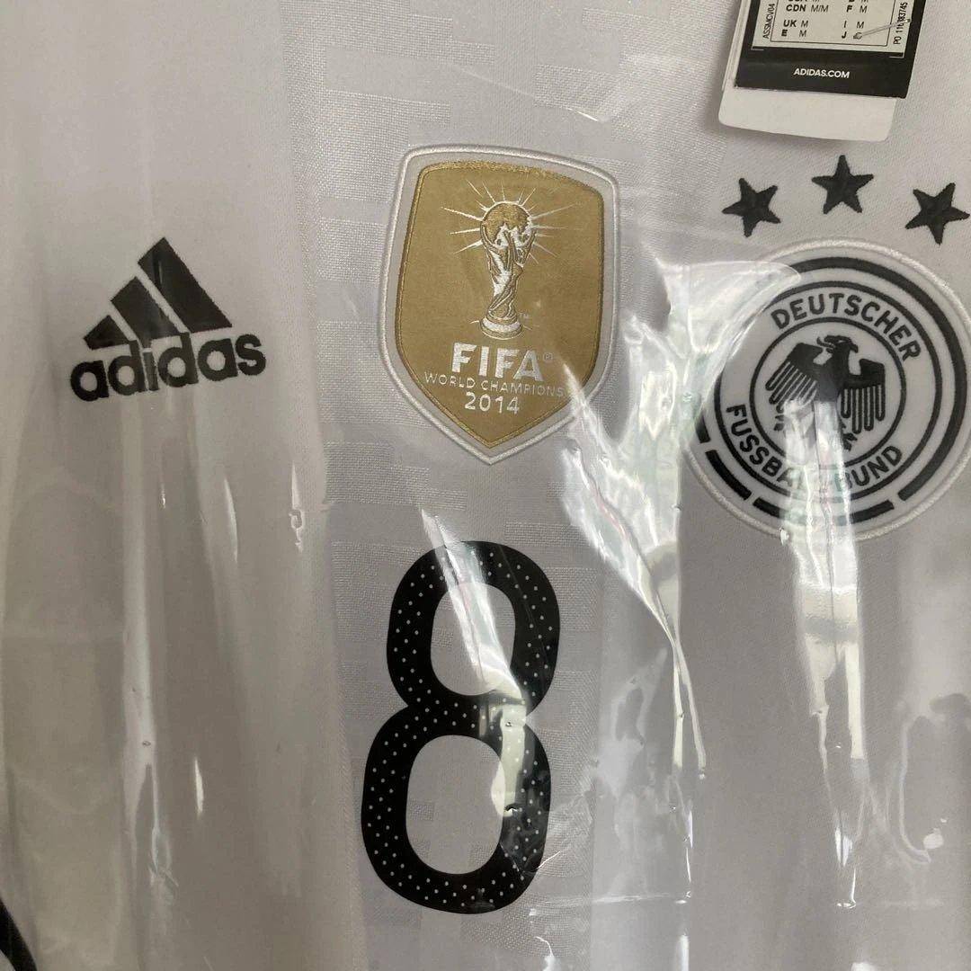 adidas ドイツ代表　ユニフォーム　エジルÖZIL 8番