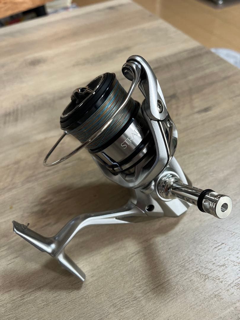 シマノ　shimano 19 ストラディック 3000MHG