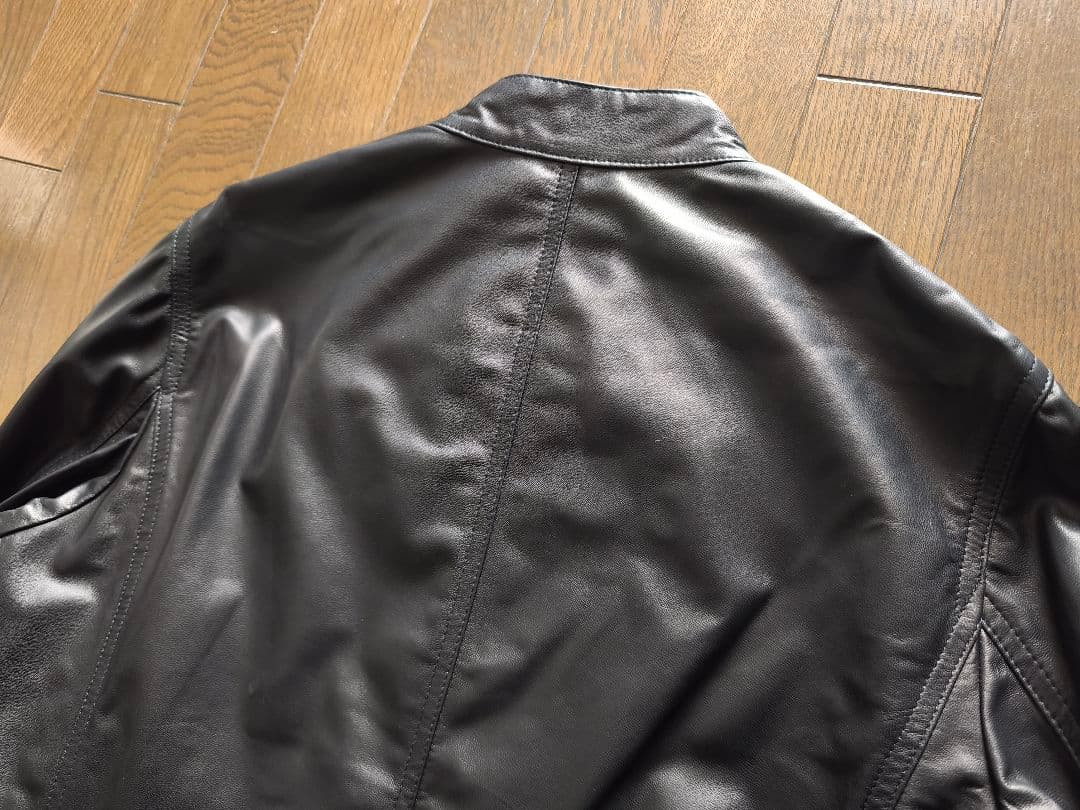 美品　EMMETI \"JURI SP LAMB SKIN\" レザーJKT 48