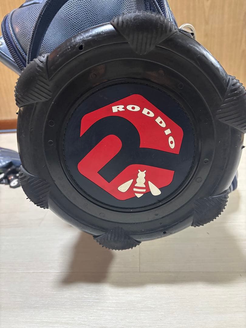 RODDIO ゴルフバッグ 、ヘッドカバー付き！
