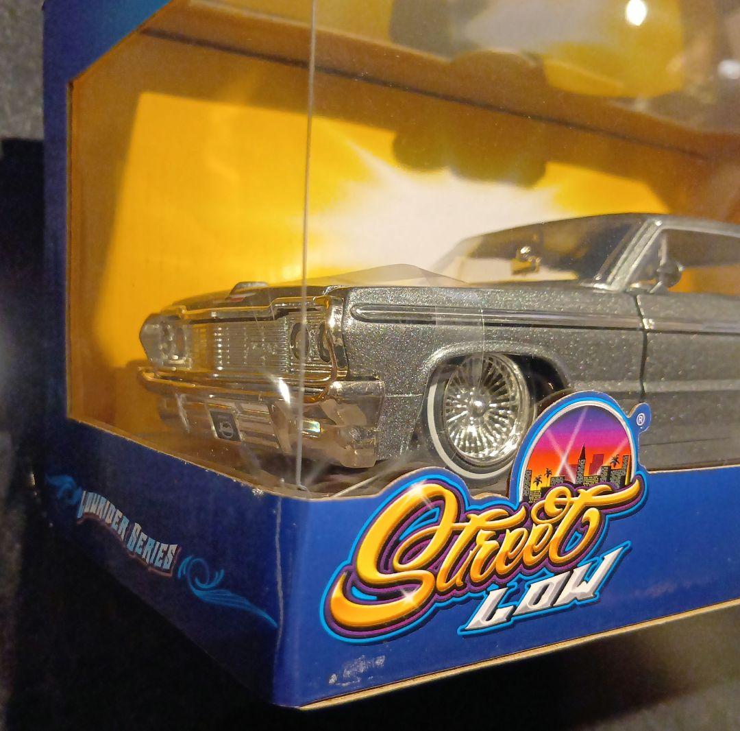 1964Chevy Impala ローライダーミニカー新品未開封✭*当時物☆