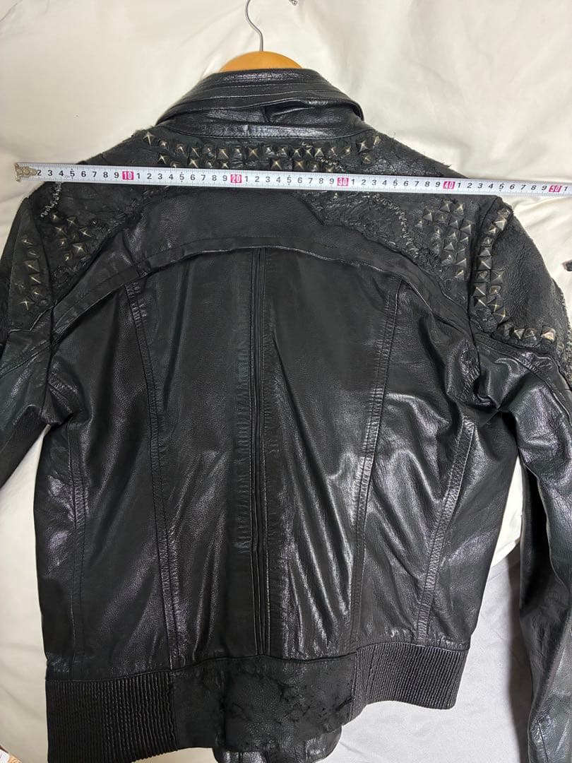 KMRii ケムリ　デストロイ　スタッズ付きブラックライダースジャケット　3