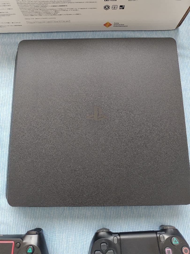 PS4と人気ソフト含むセット！