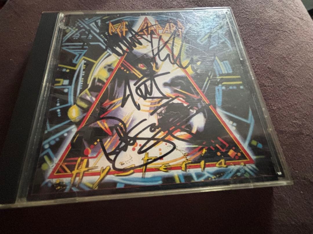 レア　デフレパード 直筆　サイン　CD def leppard 名盤　ヒステリア